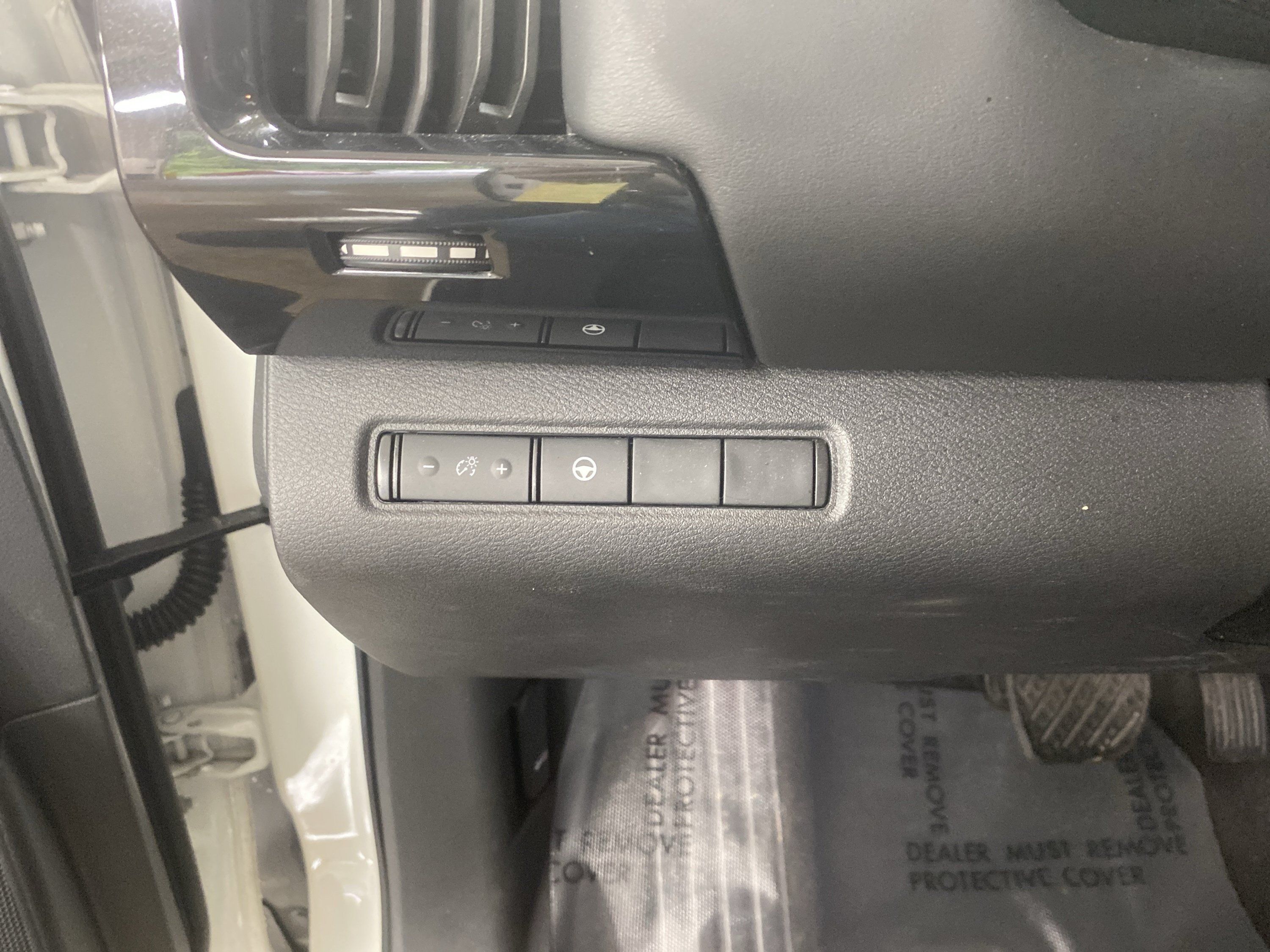 Used 2024 Nissan Pathfinder SV w/ Black Appearance Package AWD/4WD image 22