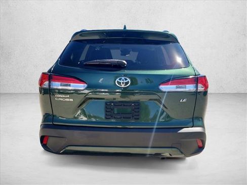 Used 2023 Toyota Corolla Cross LE image 6
