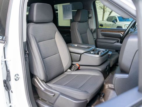 Used 2025 GMC Sierra 3500 SLE image 9