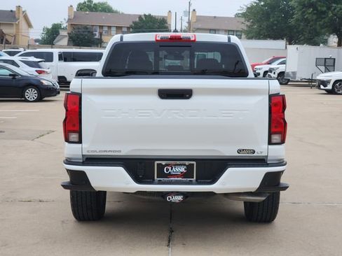 Used 2024 Chevrolet Colorado LT w/ LT Convenience Package II AWD/4WD image 14