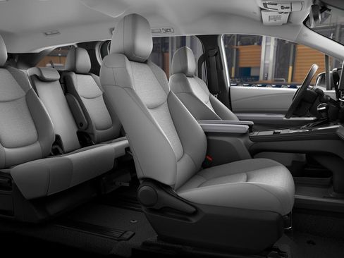New 2026 Toyota Sienna LE FWD image 20