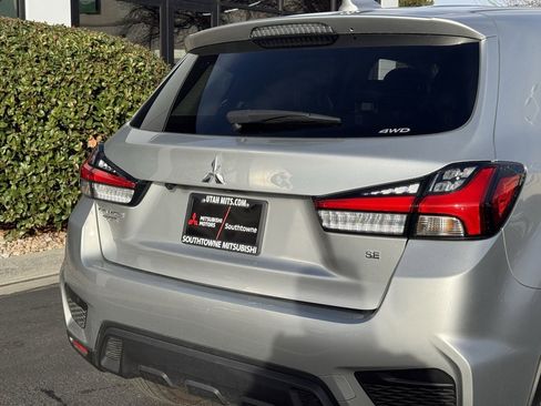 Used 2024 Mitsubishi Outlander Sport SE image 32