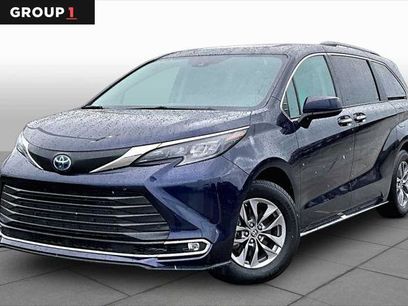 Certified 2024 Toyota Sienna XLE