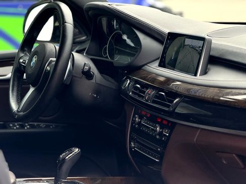 Used 2018 BMW X5 xDrive50i image 12