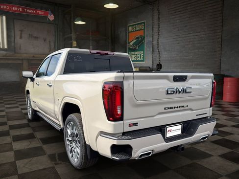 New 2026 GMC Sierra 1500 Denali Ultimate w/ LPO, Black Badging Package AWD/4WD image 5