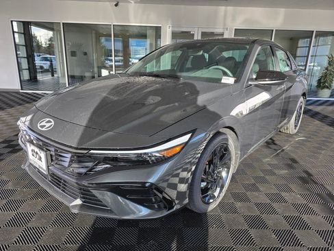 New 2026 Hyundai Elantra SEL Sport image 8