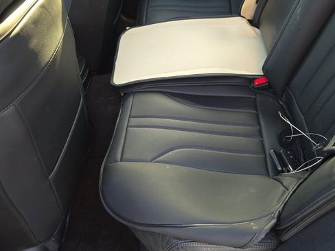 Used 2011 Lexus GS 450h . image 10