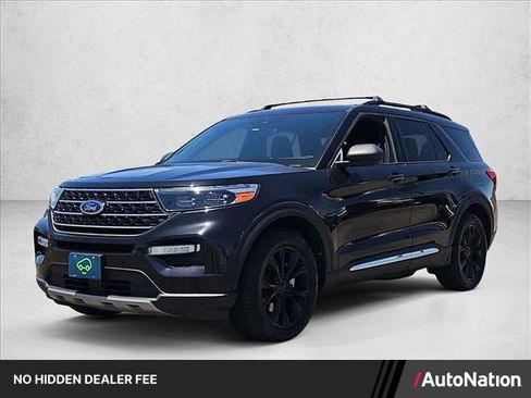 Used 2020 Ford Explorer XLT w/ Equipment Group 202A RWD image 1