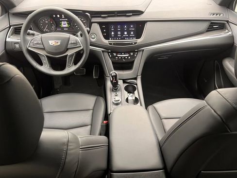 New 2026 Cadillac XT5 Sportv w/ LPO, Floor Liner Package AWD/4WD image 9