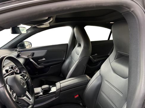 Used 2020 Mercedes-Benz CLA 250 image 8