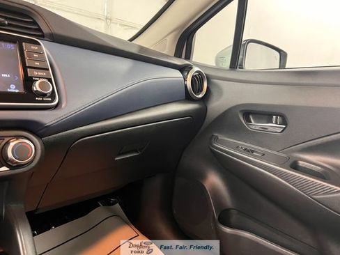 Used 2025 Nissan Versa SV FWD image 38
