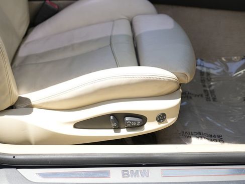 Used 2007 BMW 650i Coupe RWD image 25