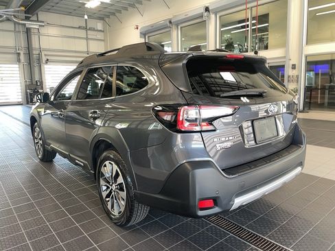 Used 2025 Subaru Outback Limited AWD/4WD image 20