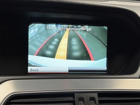 Used 2013 Mercedes-Benz C 250 Sedan image 12