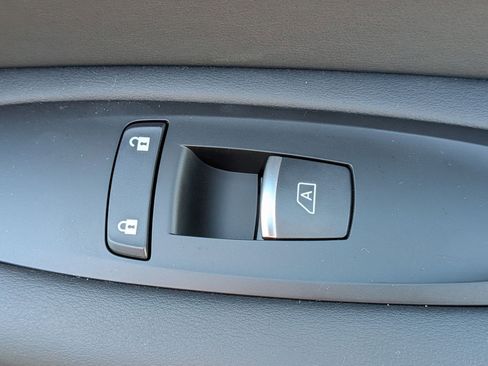 Used 2025 INFINITI QX55 Essential AWD/4WD image 40