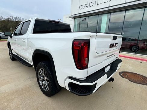 Used 2021 GMC Sierra 1500 AT4 w/ AT4 Premium Package image 3