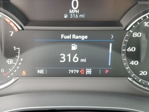 Certified 2024 Cadillac XT5 Luxury AWD/4WD image 10