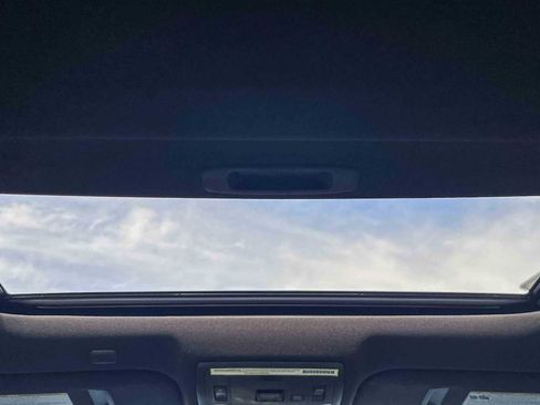 Certified 2023 Lexus IS 500 w/ Accessory Package image 15