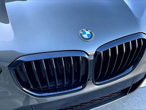 Used 2023 BMW X5 sDrive40i w/ Executive Package image 28