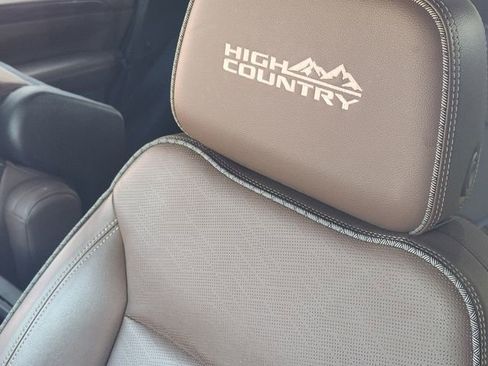 Used 2021 Chevrolet Tahoe High Country w/ Premium Package AWD/4WD image 20