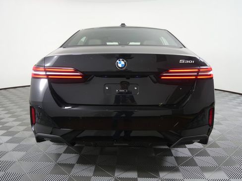 New 2027 BMW 530i w/ M Sport Package RWD image 4