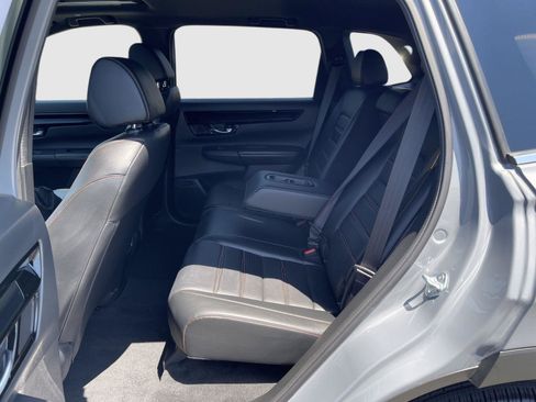 Used 2025 Honda CR-V Sport Touring image 16