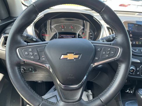 Used 2020 Chevrolet Equinox LT FWD image 14