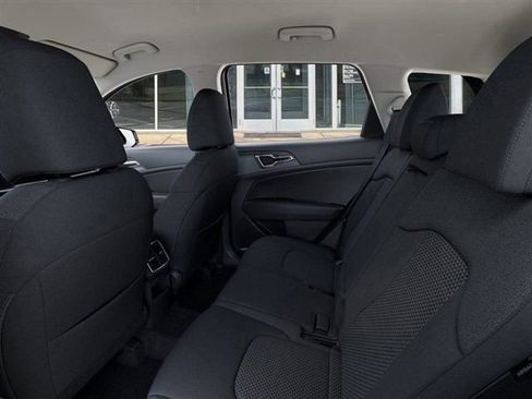 New 2026 Kia Sportage LX image 18
