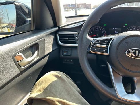 Certified 2019 Kia Optima LX image 36