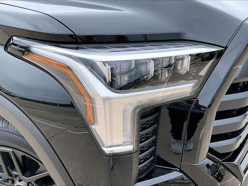 New 2026 Toyota Tundra Limited AWD/4WD image 13