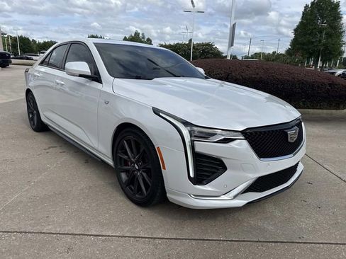Used 2023 Cadillac CT4 Sport RWD image 3