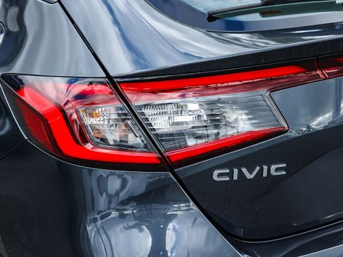 Certified 2024 Honda Civic EX-L image 8