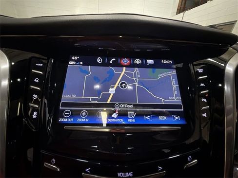 Certified 2020 Cadillac Escalade Luxury w/ Escalade Sport Edition image 18