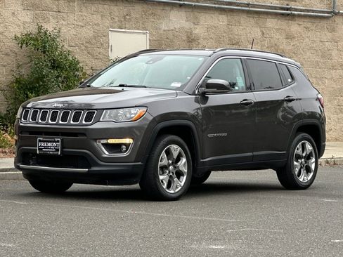 Used 2021 Jeep Compass Limited AWD/4WD image 7