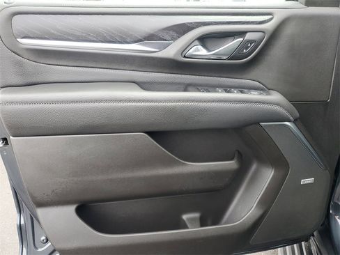 Used 2021 GMC Yukon Denali w/ Denali Ultimate Package image 27