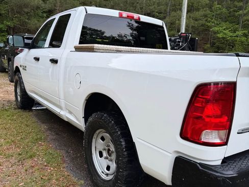 Used 2016 RAM 1500 Tradesman w/ Popular Equipment Group AWD/4WD image 4