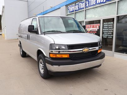 New 2026 Chevrolet Express 2500 w/ Enhanced Convenience Package