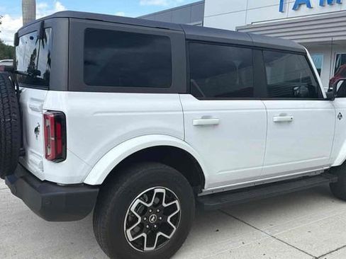 Certified 2024 Ford Bronco Outer Banks AWD/4WD image 3