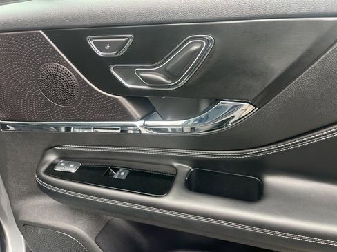 Used 2023 Lincoln Corsair AWD w/ Equipment Group 101A image 22