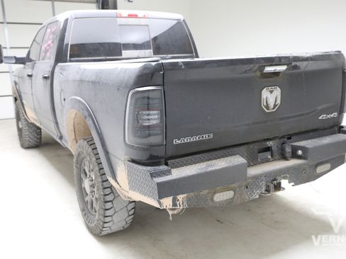 Used 2021 RAM 2500 Laramie w/ Body Color Bumper Group AWD/4WD image 2