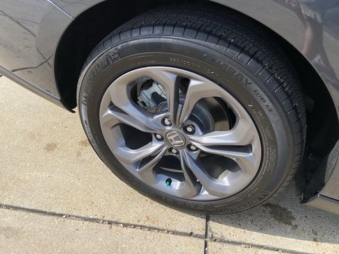 Used 2024 Honda Accord EX image 31