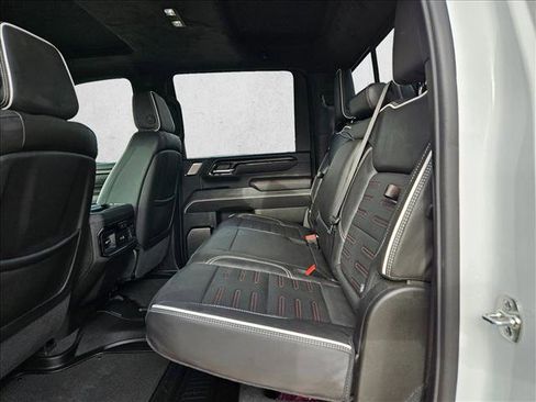 Used 2025 GMC Sierra 2500 AT4X AWD/4WD image 17