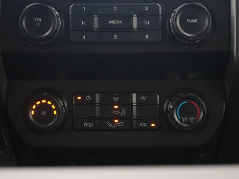 Used 2019 Ford F150 XLT w/ Equipment Group 301A Mid AWD/4WD image 16