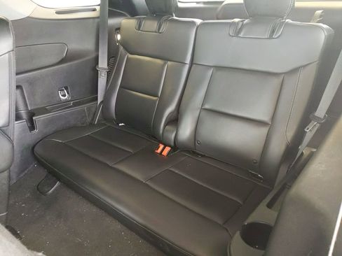 Used 2023 Ford Explorer XLT w/ Equipment Group 202A AWD/4WD image 16