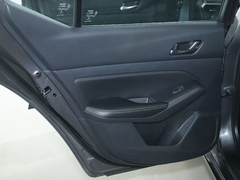 Used 2024 Nissan Altima 2.5 SV FWD image 13