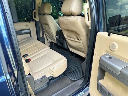 Used 2015 Ford F250 Lariat w/ Lariat Ultimate Package AWD/4WD image 23