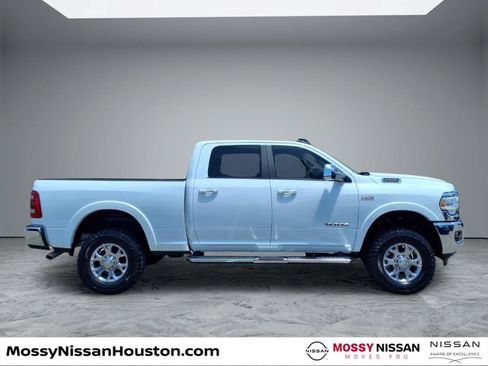 Used 2022 RAM 2500 Laramie AWD/4WD image 8
