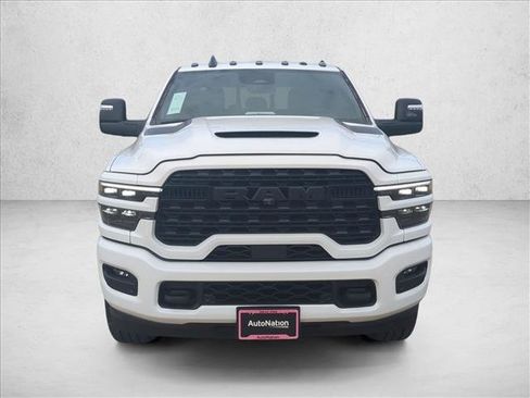 New 2026 RAM 2500 Limited AWD/4WD image 6