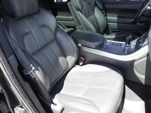 Used 2016 Land Rover Range Rover Sport HSE AWD/4WD image 24