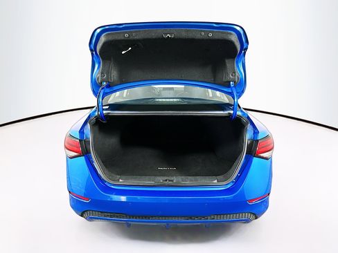 Used 2024 Nissan Sentra SV image 27